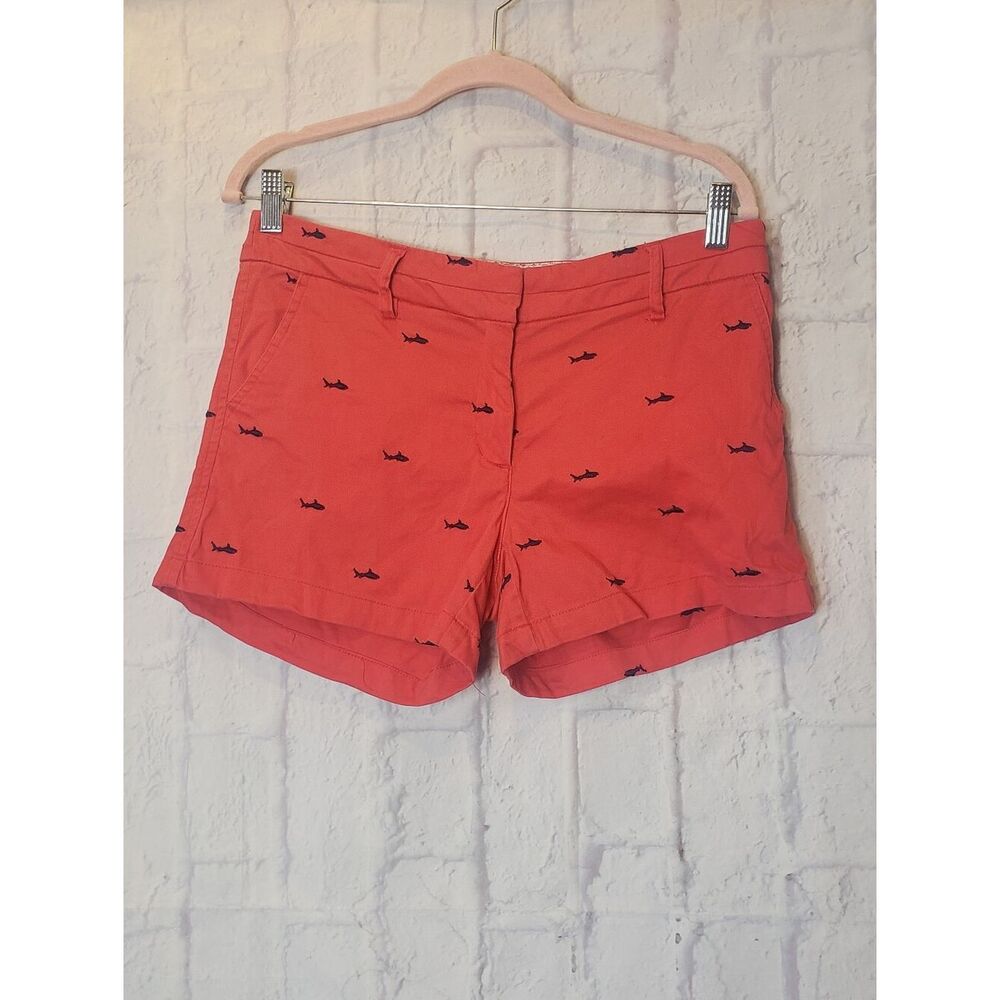 BRITISH KHAKI Shark Embroidered Classic Shorts 6